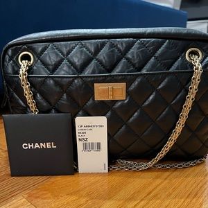 CHANEL Black Aged Calfskin Quilted Medium Reissue Camera Shoulder Crossbody Bag